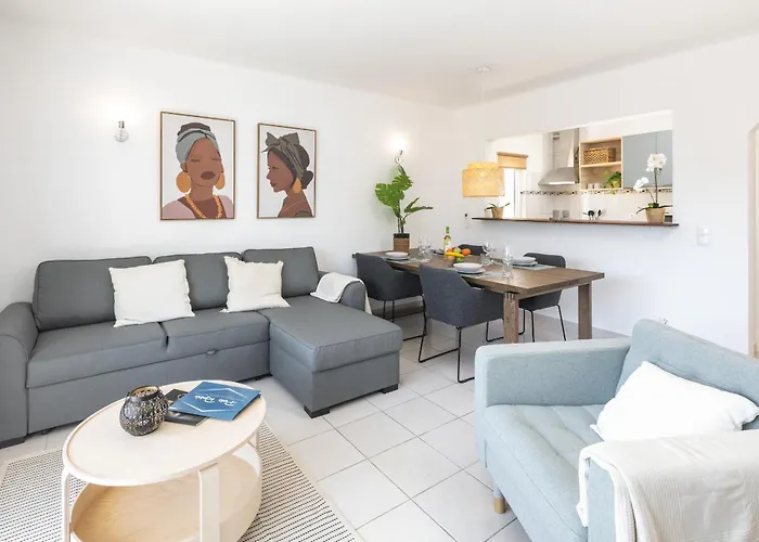 아파트 Casa Vale Do Milho 125d 카르보에이루